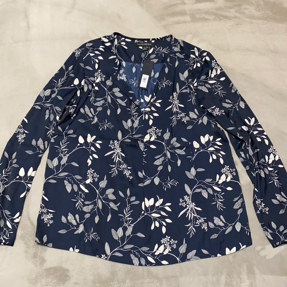 Banana Republic blouse
